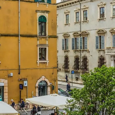 Porta Borsari * Βερόνα